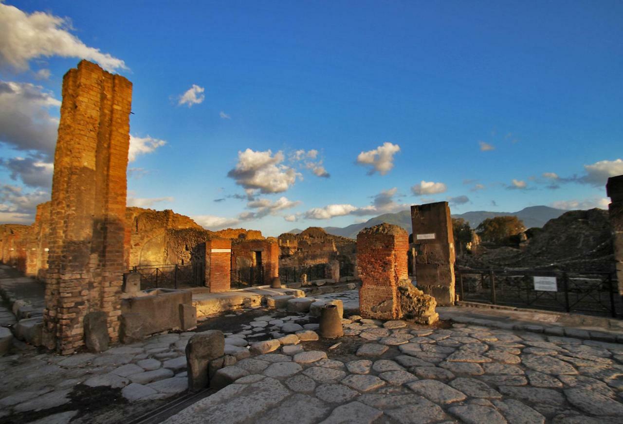 Tra Amalfi, Pompei, Paestum Appartement Salerno Buitenkant foto