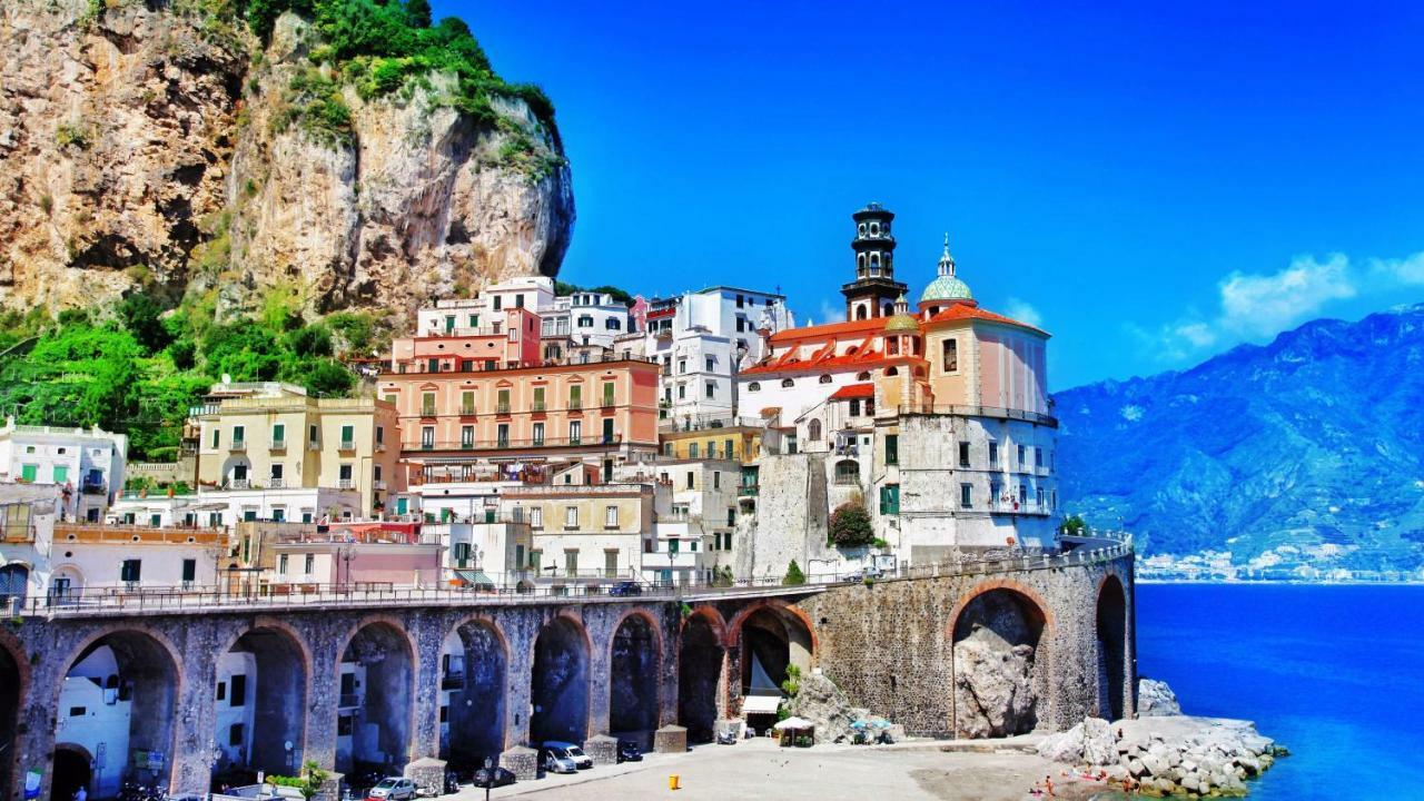 Tra Amalfi, Pompei, Paestum Appartement Salerno Buitenkant foto